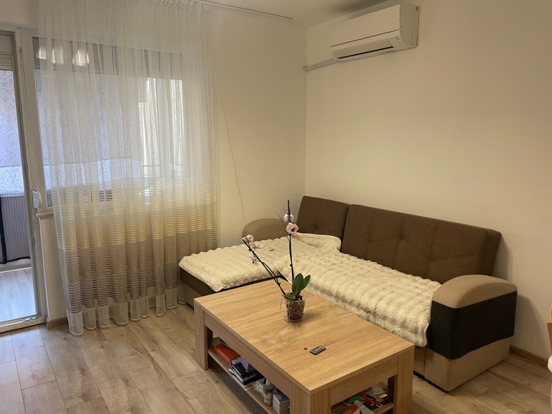 Eladó  2 hálószobás Plovdiv , Centar , 86 négyzetméter | 48930696 - kép [2]