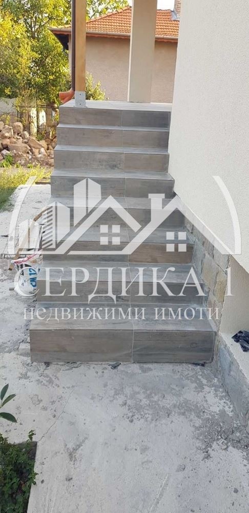 Продава КЪЩА, с. Саранци, област София област, снимка 7 - Къщи - 47294014