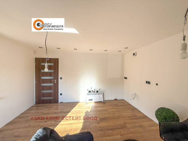 Продава КЪЩА, гр. Сливница, област София област, снимка 13 - Къщи - 52155622