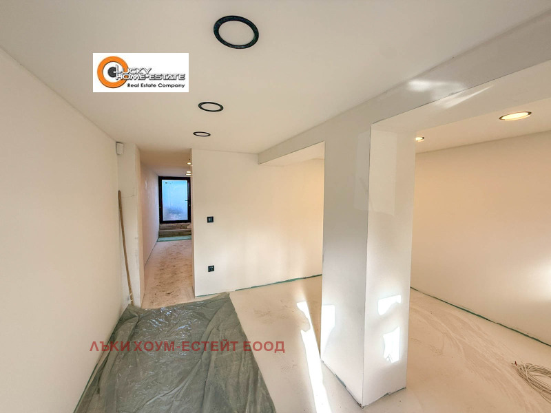 Продава КЪЩА, гр. Сливница, област София област, снимка 14 - Къщи - 52155622