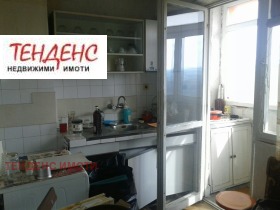 1 chambre Vazrojdentsi, Kardjali 7