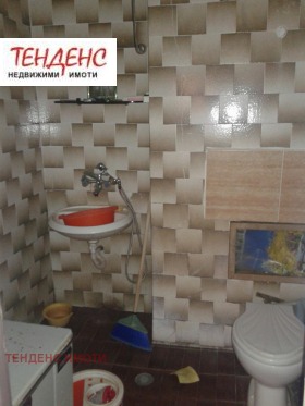 1 chambre Vazrojdentsi, Kardjali 5