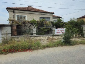 Casa Voyvodinovo, región Plovdiv 1