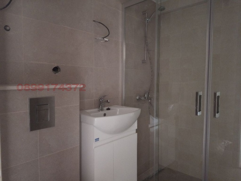 Продаја  2 спаваће собе Софија , Гоце Делчев , 110 м2 | 70073098 - слика [13]