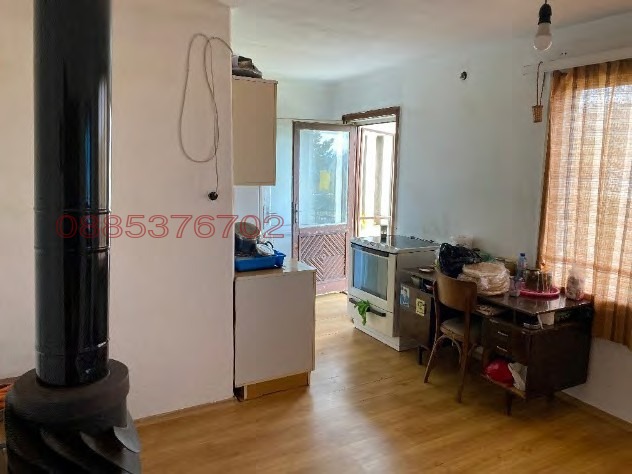 Продава ЕТАЖ ОТ КЪЩА, гр. София, гр. Нови Искър, снимка 8 - Етаж от къща - 53063356