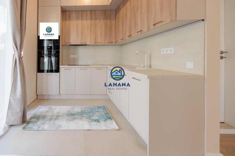 Продава КЪЩА, гр. Бургас, Сарафово, снимка 5 - Къщи - 52616724