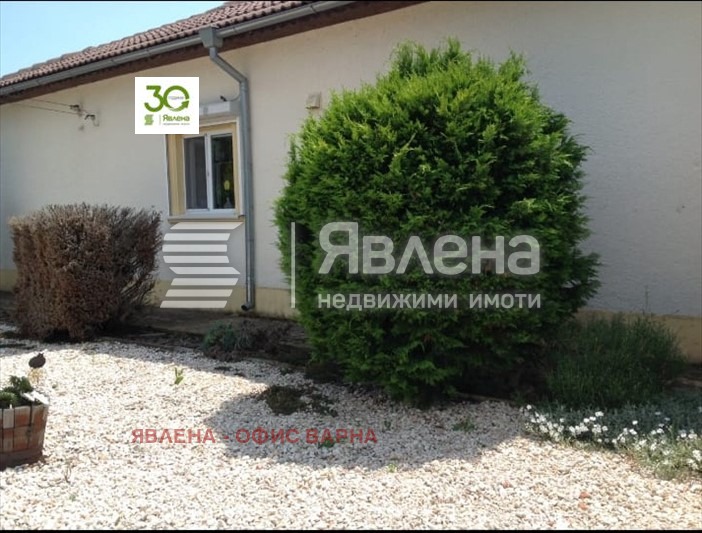 Продава КЪЩА, с. Соколово, област Добрич, снимка 5 - Къщи - 52888235