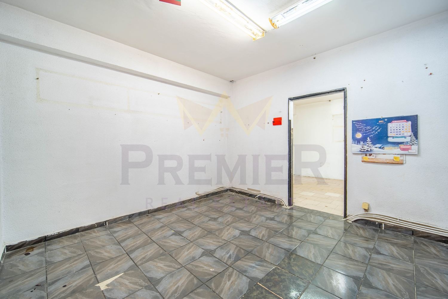 Продава ОФИС, гр. Разград, Орел, снимка 8 - Офиси - 55199901
