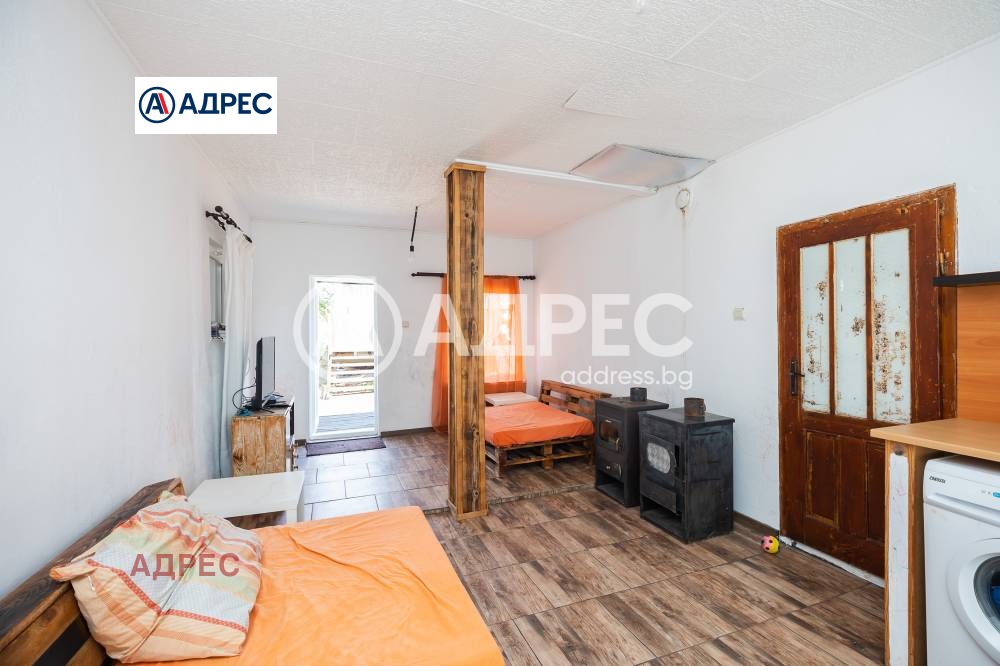 Продава КЪЩА, с. Водица, област Варна, снимка 13 - Къщи - 54134939