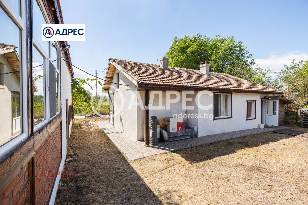 Продава КЪЩА, с. Водица, област Варна, снимка 3 - Къщи - 54134939
