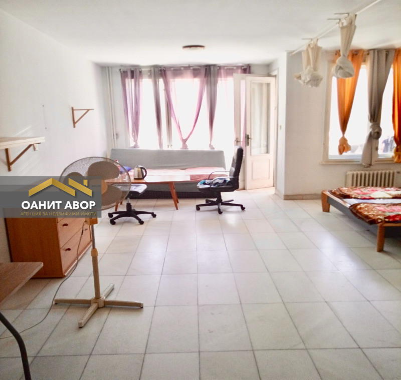 In vendita  Studio Sofia , Tsentar , 69 mq | 86868701 - Immagine [2]