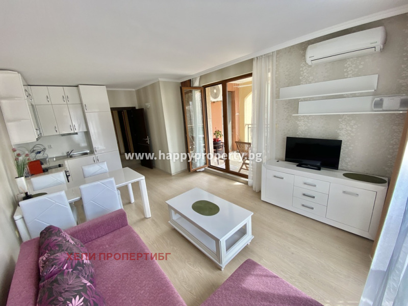 Na prodej  2 ložnice oblast Burgas , k.k. Slančev brjag , 90 m2 | 62945914