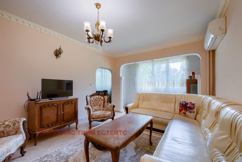 Продава  3-стаен град София , Люлин 3 , 100 кв.м | 13047911 - изображение [3]