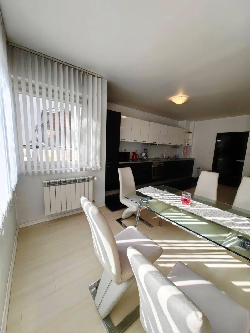 Продава 3-СТАЕН, гр. София, Център, снимка 3 - Апартаменти - 53588720