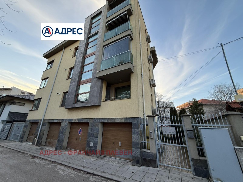 Продава МНОГОСТАЕН, гр. Плевен, Идеален център