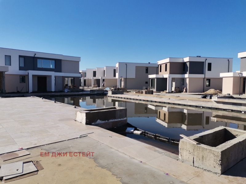 Продава КЪЩА, гр. Поморие, област Бургас, снимка 5 - Къщи - 53557934