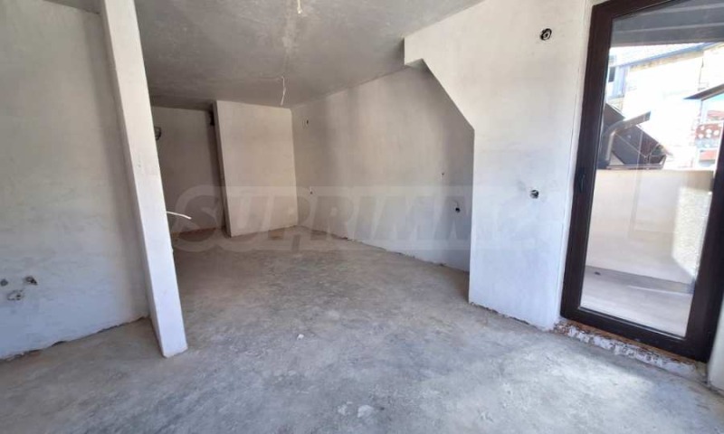 Продава 1-СТАЕН в област Благоевград, гр. Банско - 48 кв.м / 68 390 € » 133 759.21 лв., СУПРИММО ОФИСИ В СТРАНАТА
