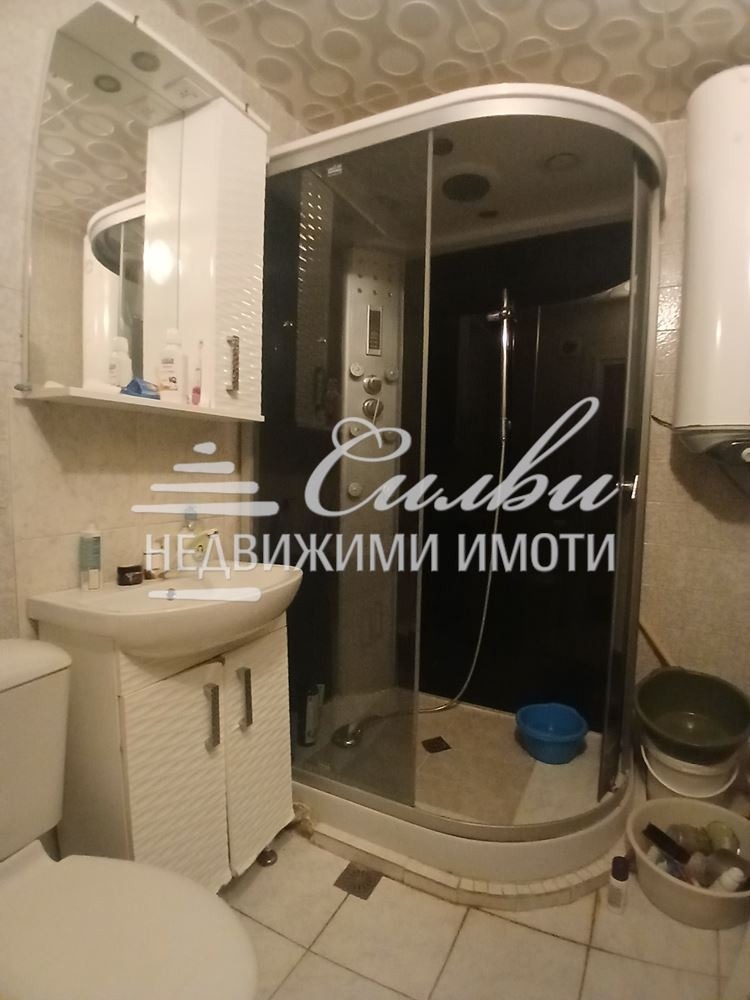 Продава  2-стаен град Шумен , Боян Българанов 2 , 64 кв.м | 15924639 - изображение [11]