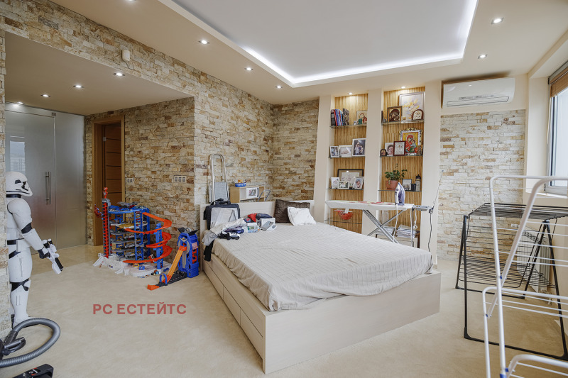 Zu verkaufen  3+ Schlafzimmer Sofia , Manastirski liwadi , 273 qm | 88502276 - Bild [10]