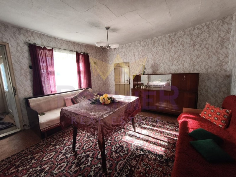 Продава КЪЩА, с. Спасово, област Добрич, снимка 2 - Къщи - 53082237