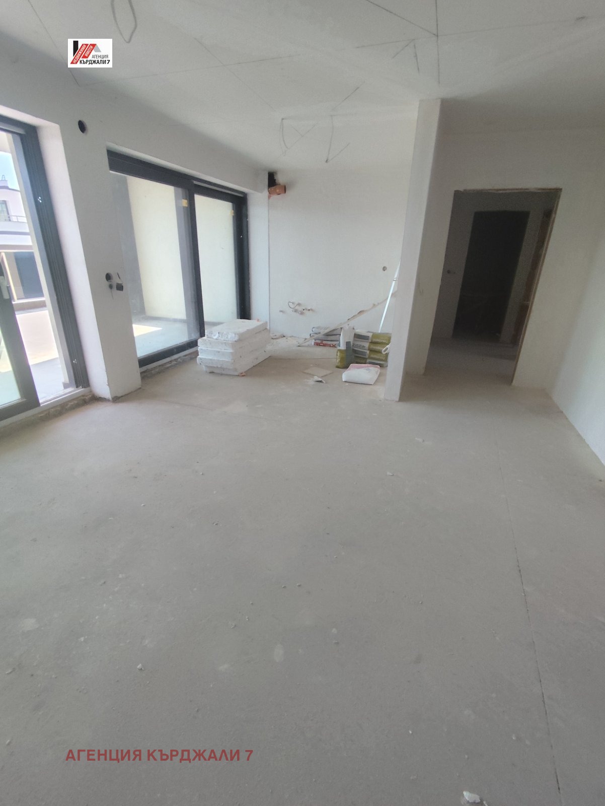 Продава 3-СТАЕН, гр. Кърджали, Възрожденци, снимка 2 - Апартаменти - 55554426