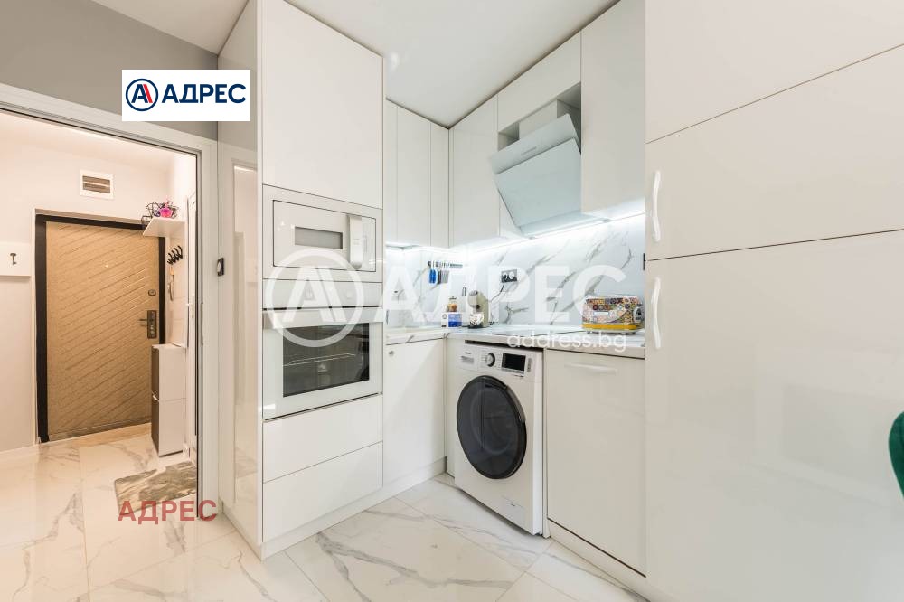 Продава МНОГОСТАЕН, гр. Варна, Център, снимка 7 - Апартаменти - 54075416