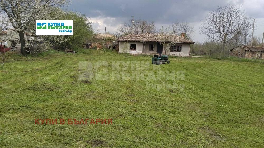 Продава КЪЩА, с. Оборище, област Варна