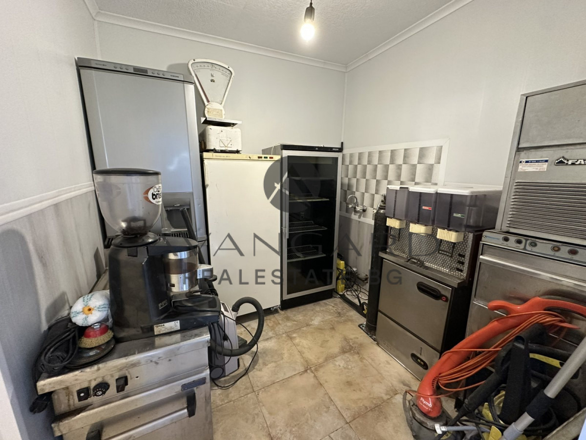 Продава МАГАЗИН, гр. Пловдив, Коматево, снимка 4 - Магазини - 50890436