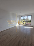 Продава 2-СТАЕН, град Варна, Бриз • 170000 € / 332491.10 лв. • 15805465 1