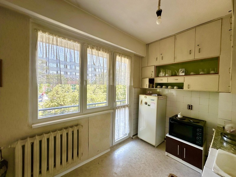 Продава  2-стаен град София , Дружба 1 , 65 кв.м | 84003744 - изображение [2]