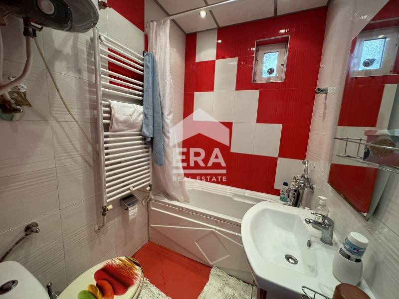 Продава  Къща град Хасково , Овчарски , 144 кв.м | 66636958 - изображение [14]