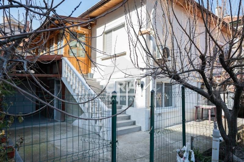 Продава  Къща град Хасково , Овчарски , 144 кв.м | 66636958