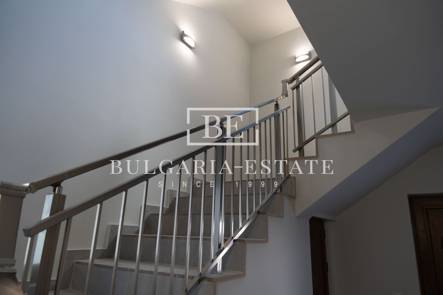 Продава КЪЩА, гр. Варна, м-т Евксиноград, снимка 13 - Къщи - 54876272