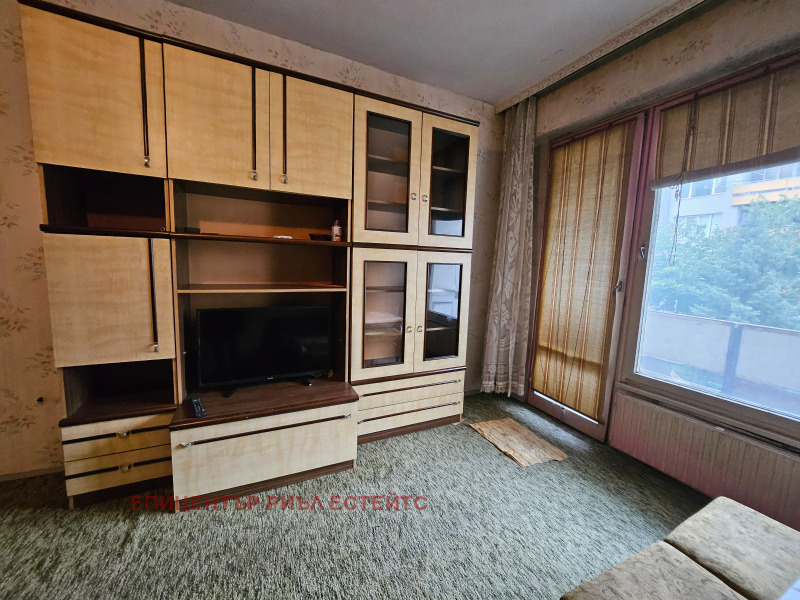 Продава  2-стаен град Перник , Проучване , 46 кв.м | 53400114 - изображение [5]