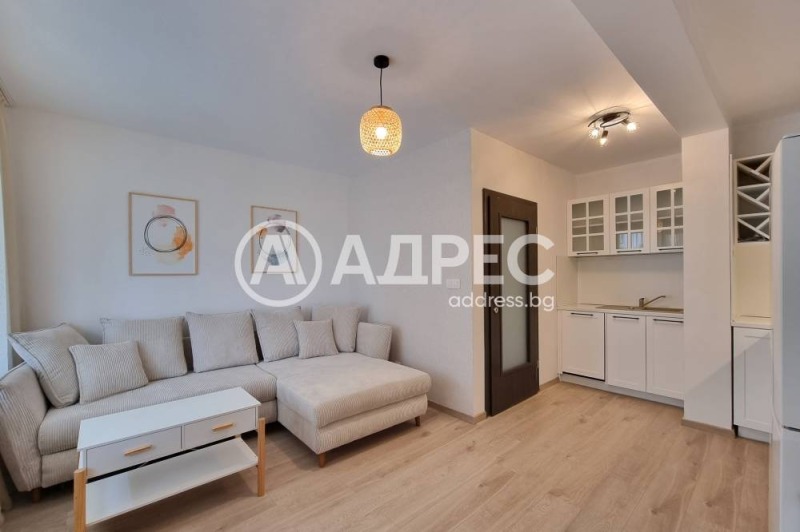 Προς πώληση  1 υπνοδωμάτιο Σοφηια , Μλαδοστ 4 , 65 τ.μ | 58430214