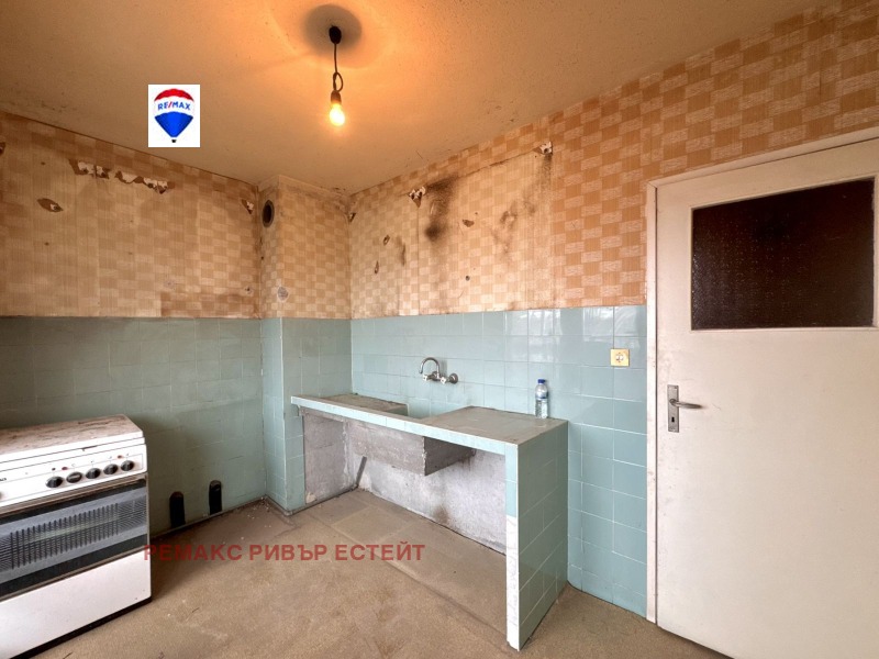 Продава 2-СТАЕН, гр. Русе, Родина 1, снимка 9 - Апартаменти - 52208140