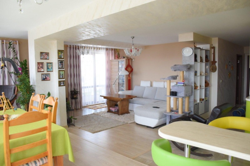 Продается  3+ спальни Бургас , Сарафово , 168 кв.м | 57312237 - изображение [12]