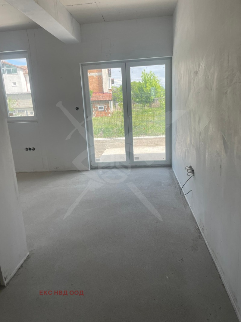 Till salu  Hus region Plovdiv , Krumovo , 500 kvm | 17178298 - bild [5]