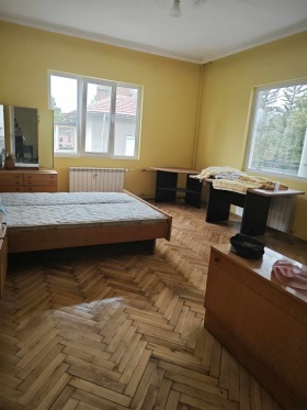 3 camere da letto Idealen tsentar, Pleven 12