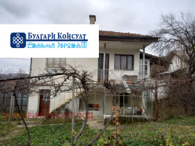 Продажба на къщи в област Кюстендил — страница 6 - изображение 9 