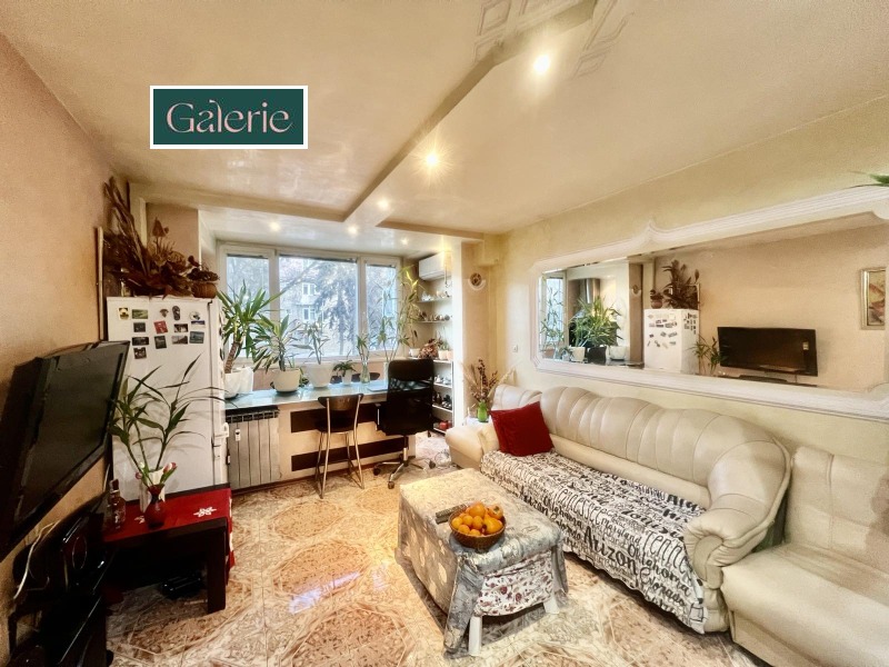 Продава 2-СТАЕН, гр. София, Надежда 4