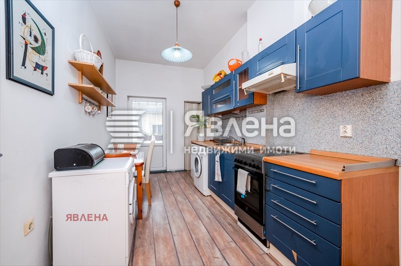 Продава 4-СТАЕН, гр. София, Докторски паметник, снимка 13 - Aпартаменти - 48592623