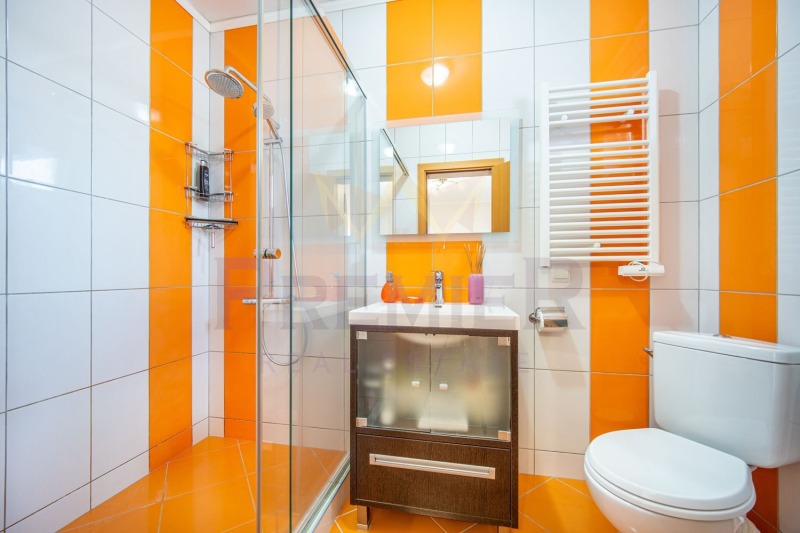 Продава КЪЩА, с. Соколово, област Добрич, снимка 6 - Къщи - 52041451