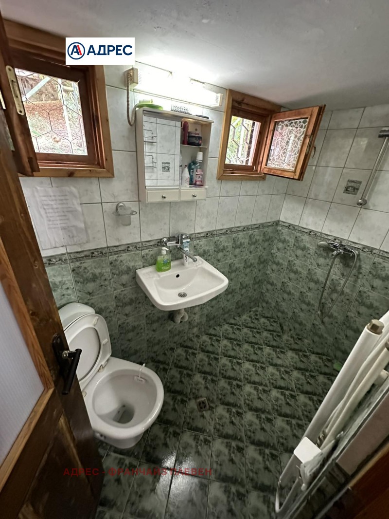 Продава КЪЩА, с. Садовец, област Плевен, снимка 8 - Къщи - 52600098