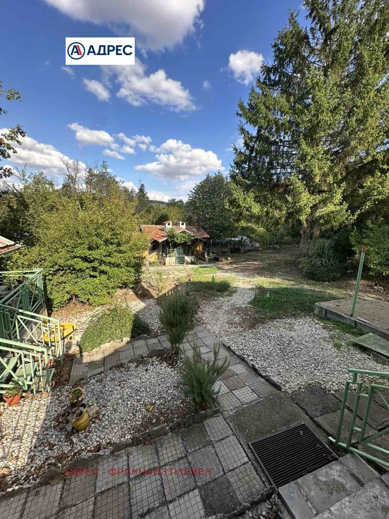 Продава КЪЩА, с. Садовец, област Плевен, снимка 10 - Къщи - 52600098