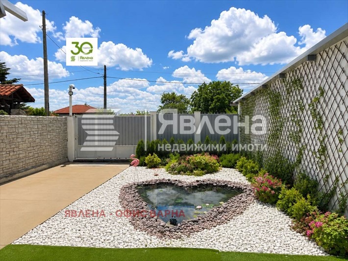 Продава КЪЩА, с. Калиманци, област Варна, снимка 3 - Къщи - 54920165