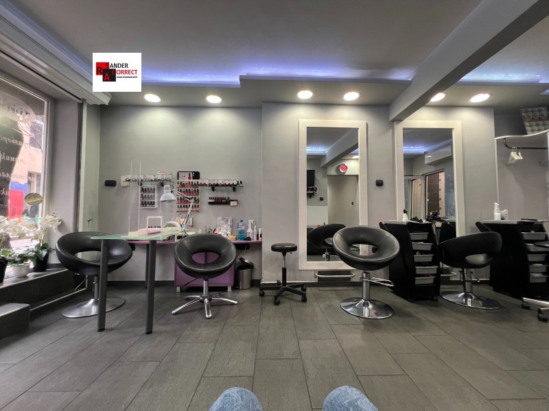 Продава  Магазин град София , Център , 76 кв.м | 46395957