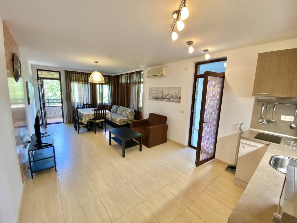 Продава 3-СТАЕН, гр. Свети Влас, област Бургас