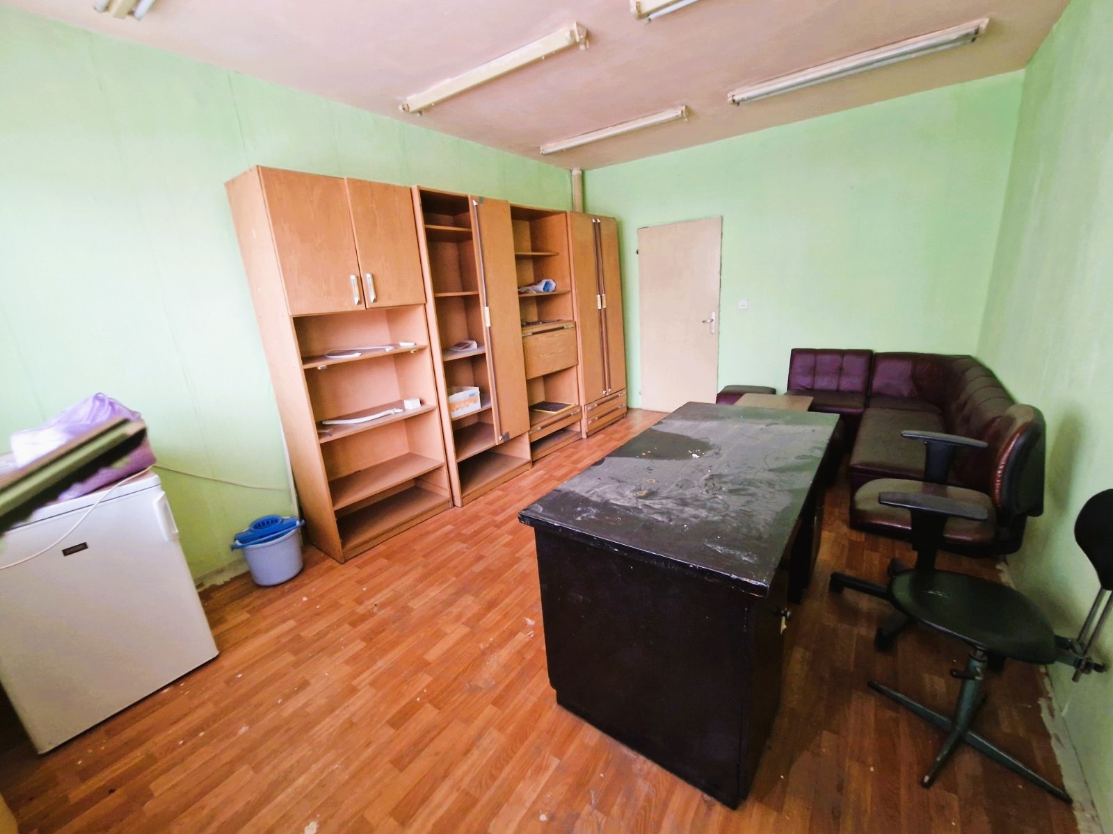 Продава ОФИС, гр. Пазарджик, Идеален център, снимка 2 - Офиси - 52961126