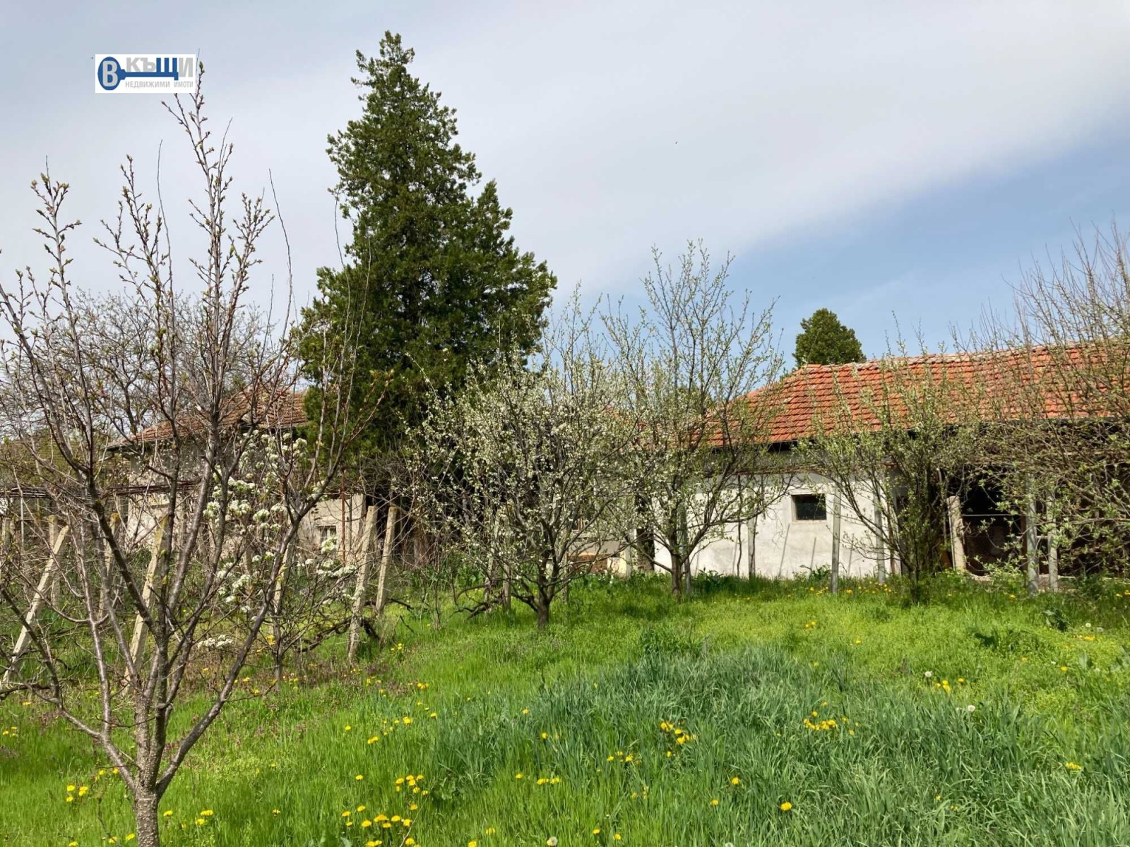 Продава КЪЩА, с. Хотница, област Велико Търново, снимка 16 - Къщи - 54995096